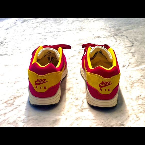 Nike Air Max 1 Dynamic Berry 11 - Picture 4 of 6